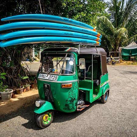 Circus Lagoon Hideaway Bed & Breakfast Dodanduwa Luaran gambar