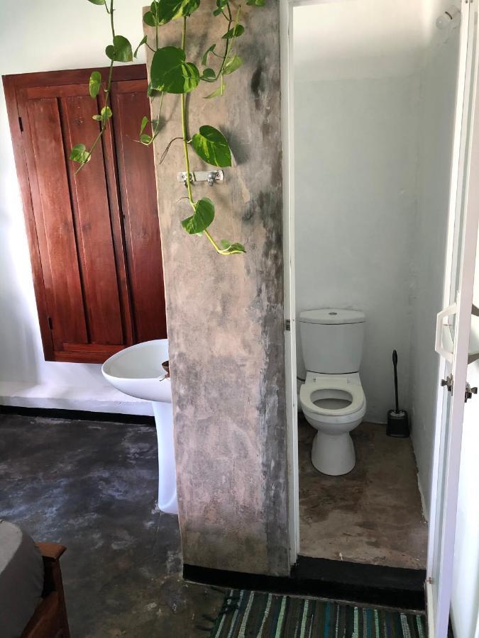Circus Lagoon Hideaway Bed & Breakfast Dodanduwa Luaran gambar