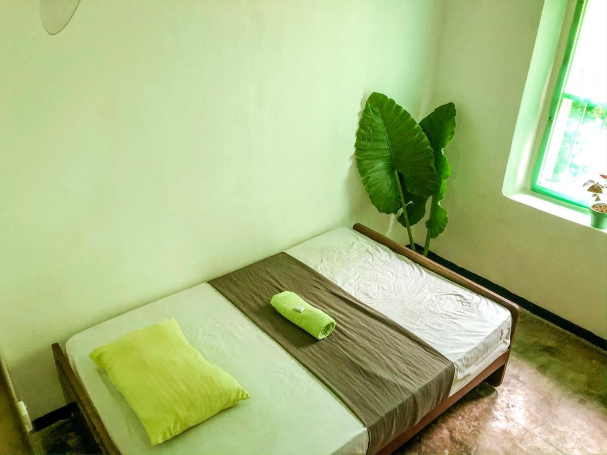 Circus Lagoon Hideaway Bed & Breakfast Dodanduwa Luaran gambar